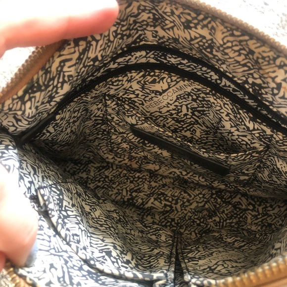 Rebecca Minkoff 3 zip crossbody - Picture 2 of 4
